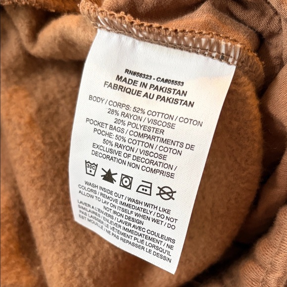 Nike Tan Jogger GUC - Picture 2 of 2